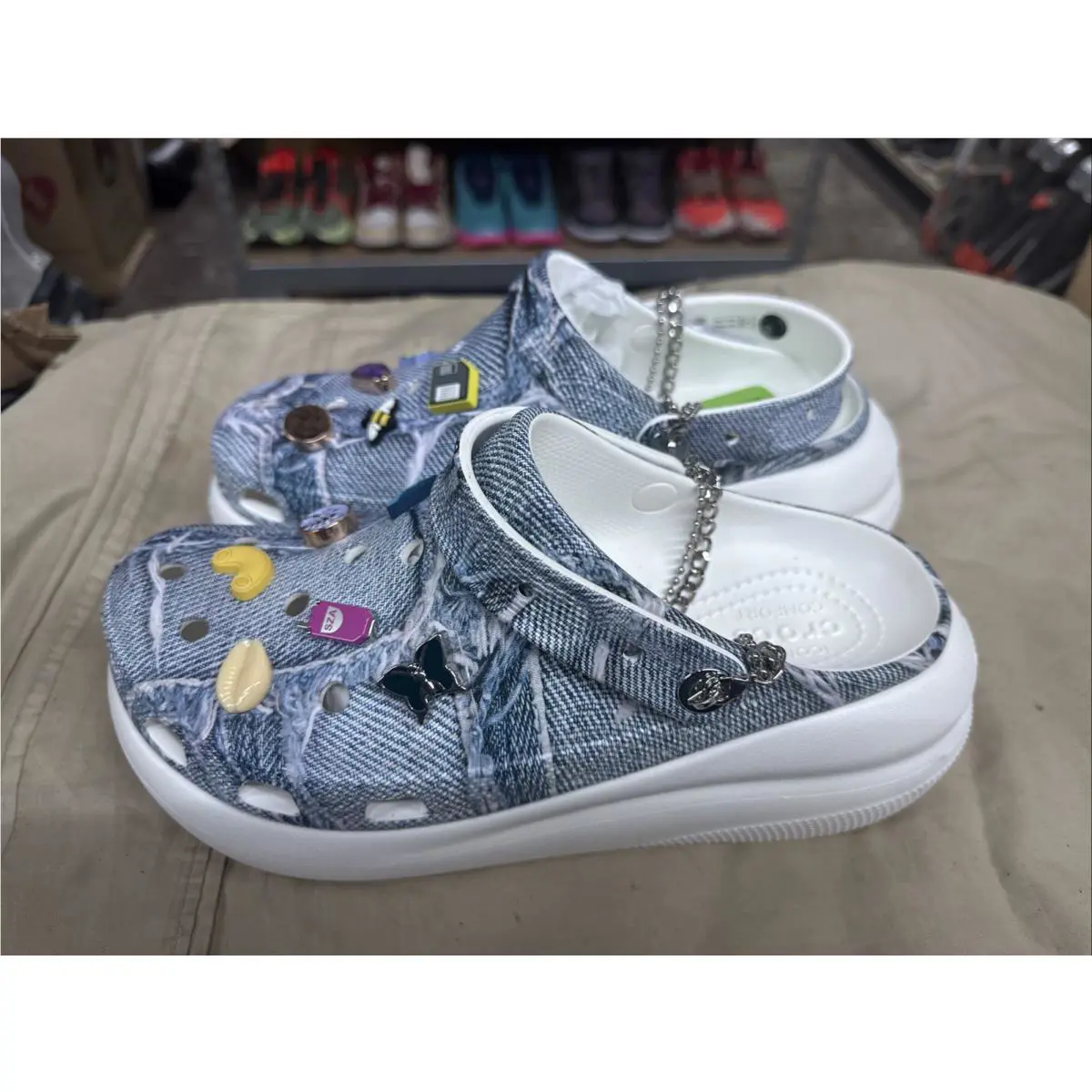 Crocs shoes - Crocs Classic - Classic - Denim (UPC: 0196265204397) 4