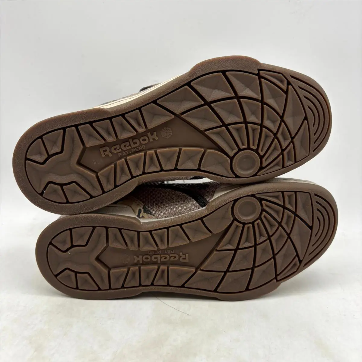 Reebok shoes - Reebok Alien Stomper - Alien Stomper - FV5052 - Brown 4