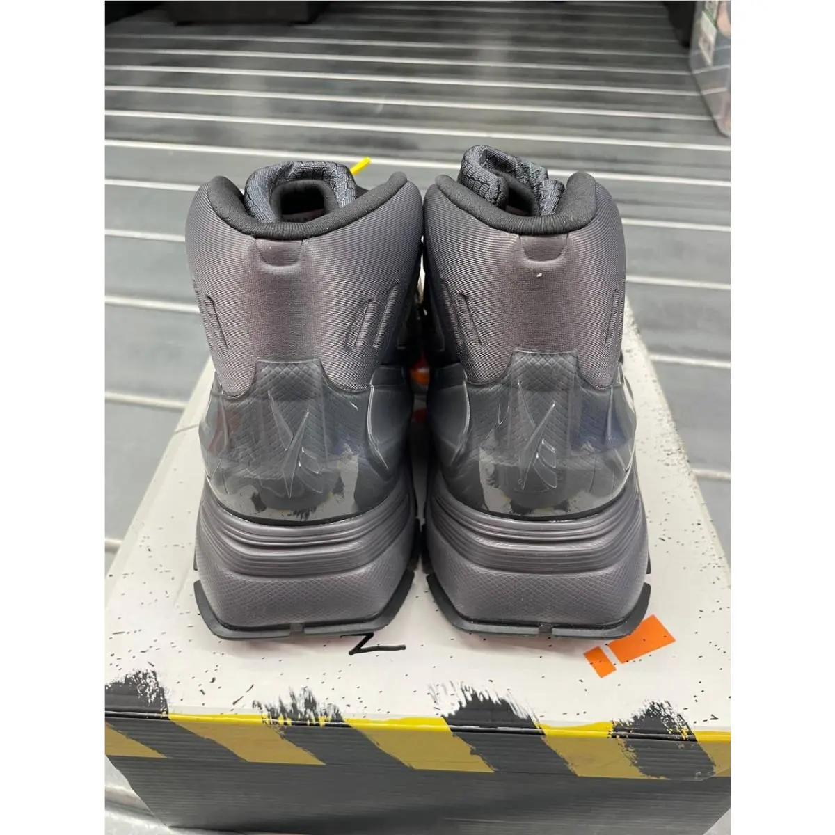 Reebok shoes - Gray 4