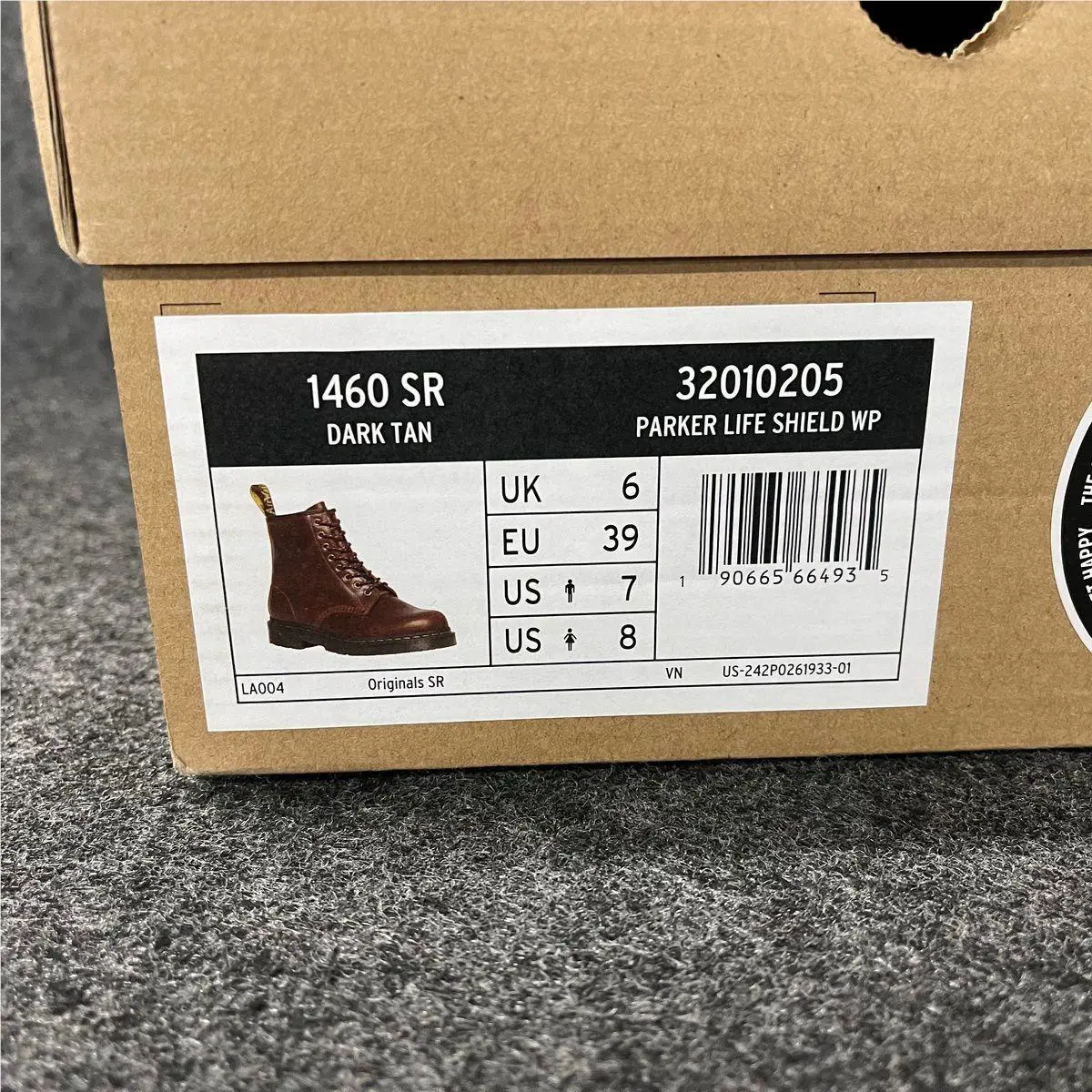 Dr. Martens shoes - vs-178483 - vs-178483 - Brown (UPC: 190665664935) 0