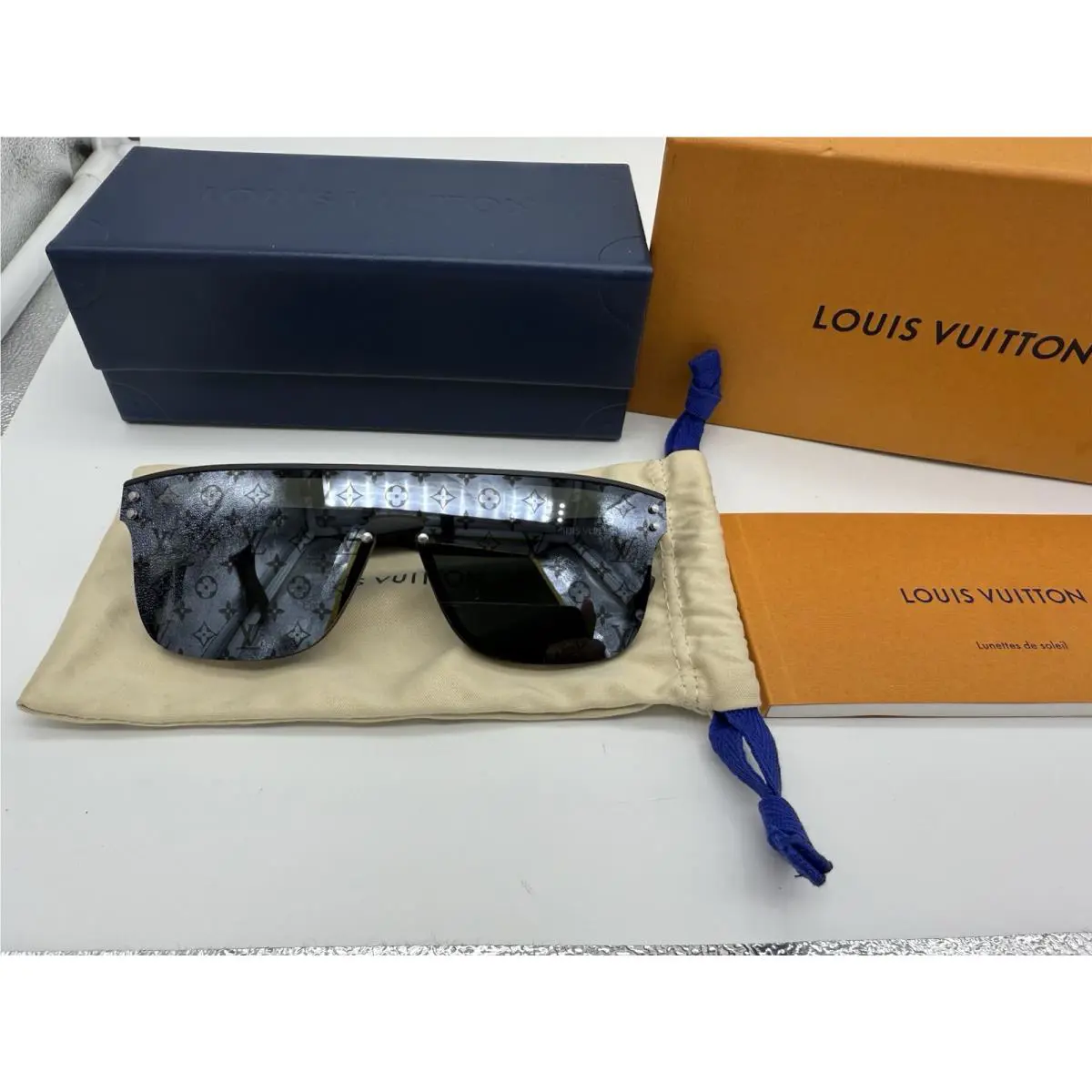 Men LV Waimea Sunglasses Black Monogram Logo Z1082W Shades by Louis Vuitton