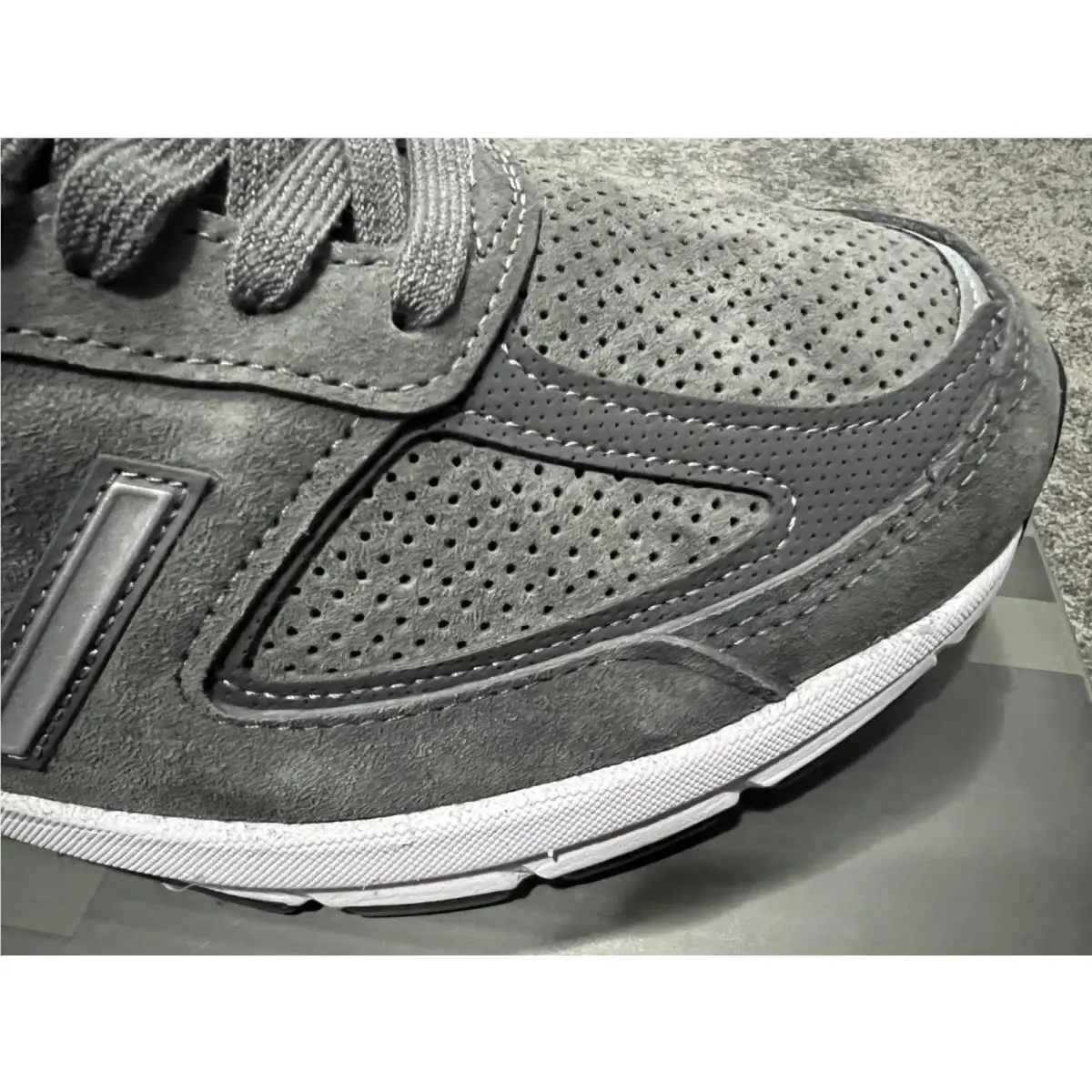 New Balance shoes - Made in USA - Made USA - M990SG5 - Gray, Manufacturer: Grey/Castlerock 8