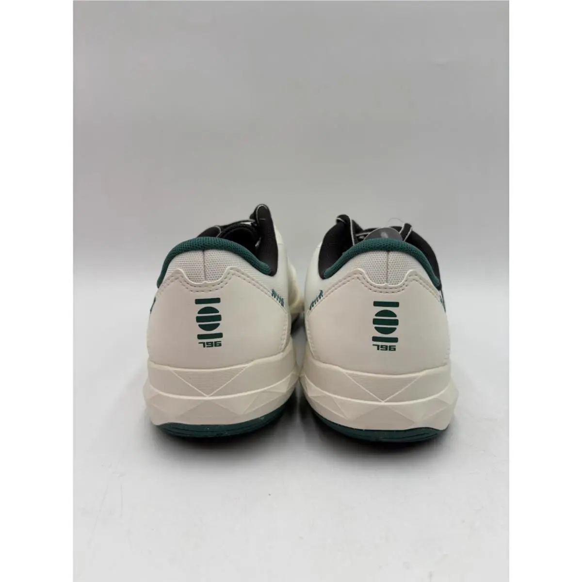 New Balance shoes - White 5