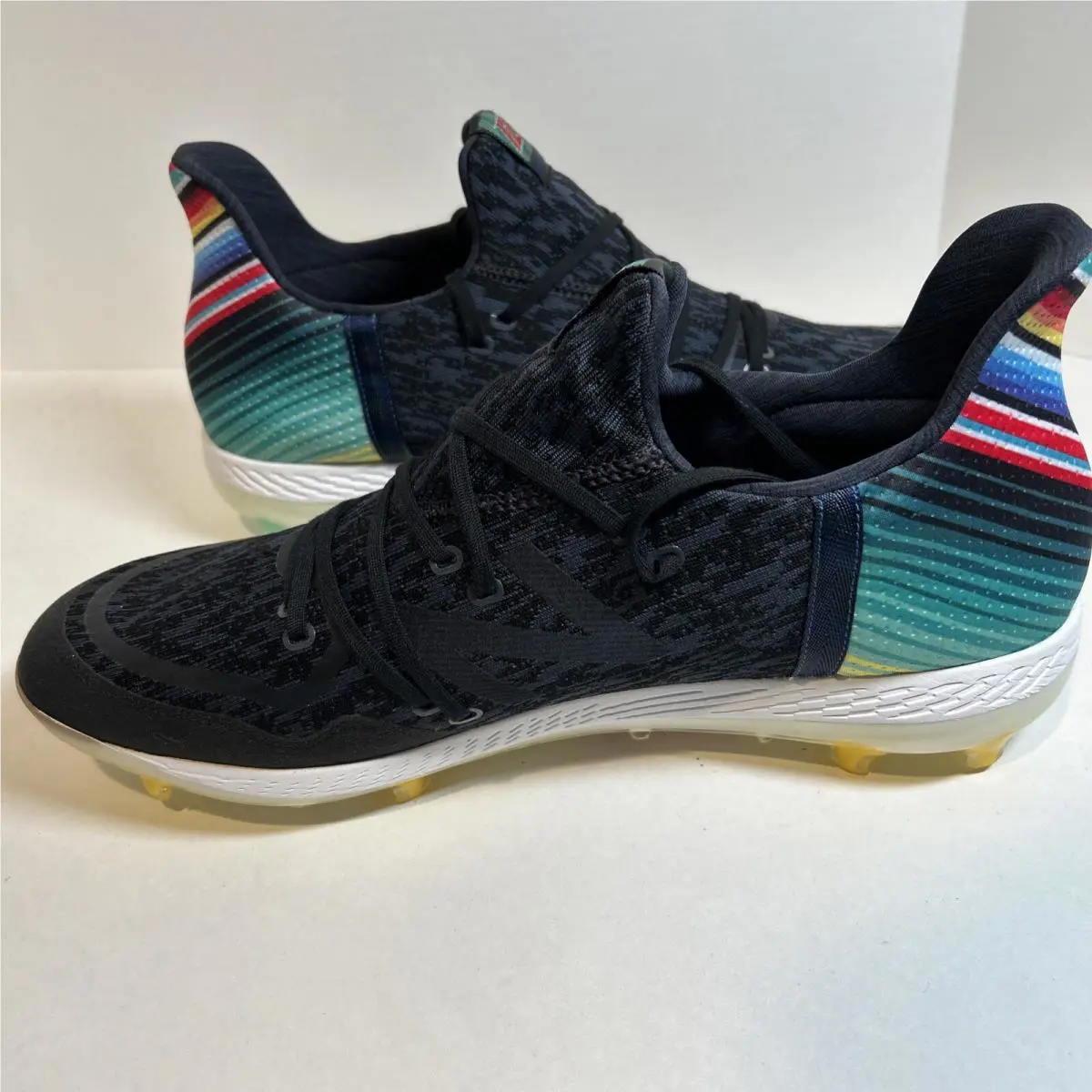 New Balance shoes - Multicolor 8