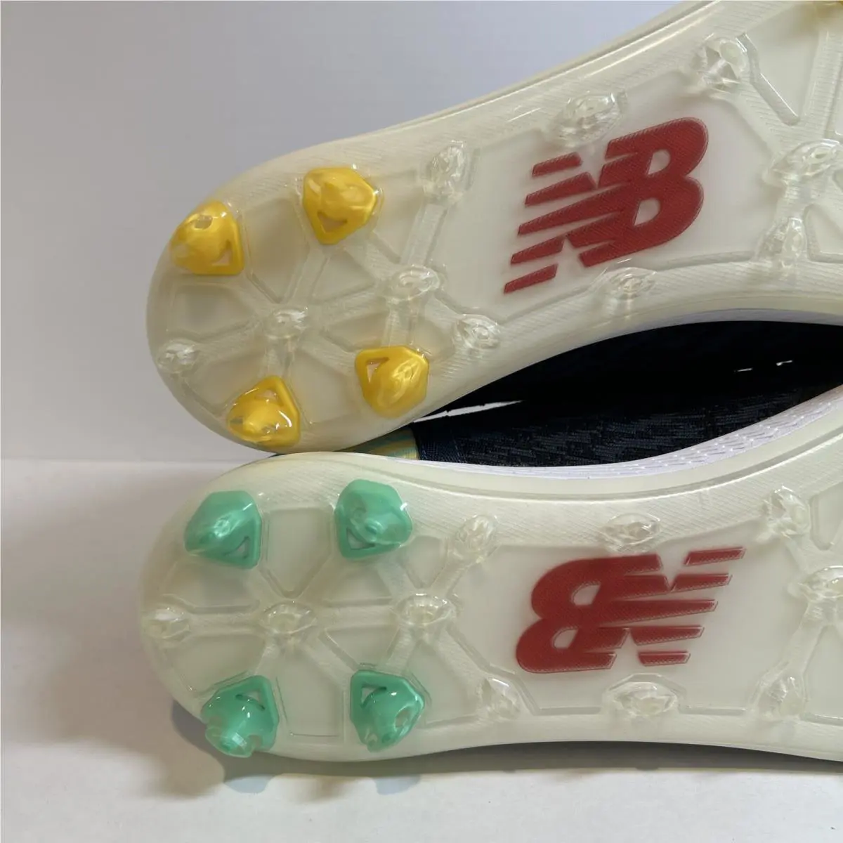 New Balance shoes - Multicolor 11