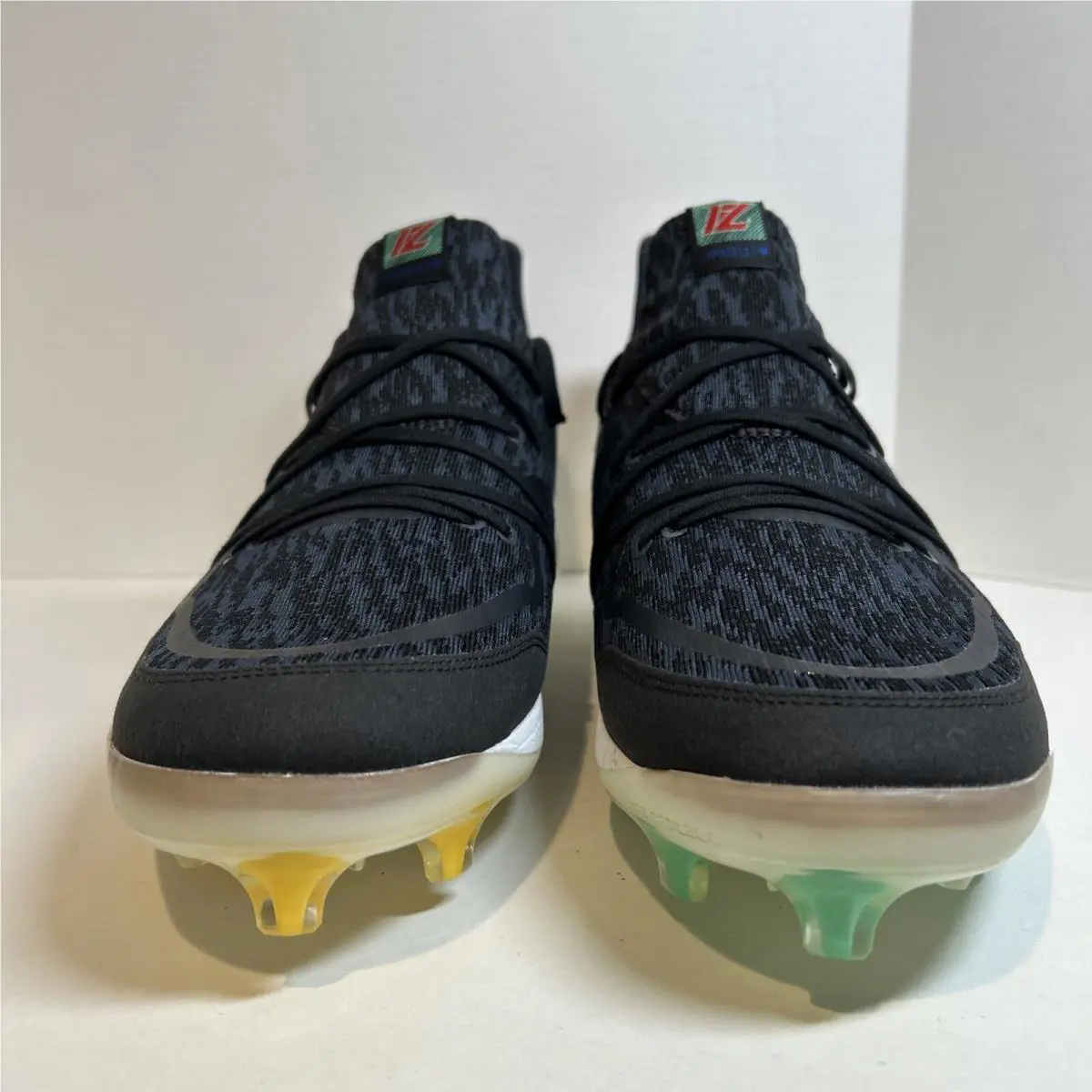 New Balance shoes - Multicolor 12