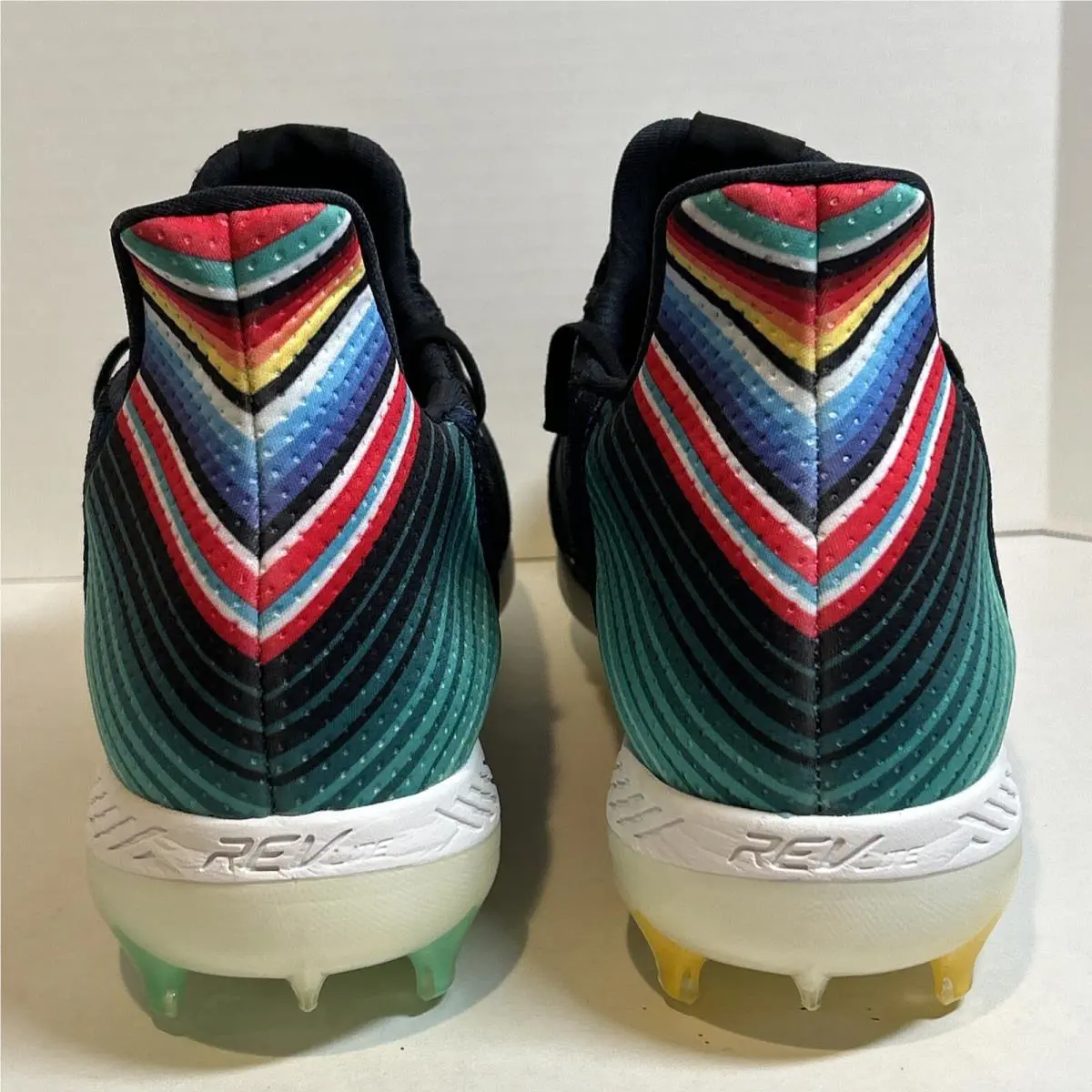 New Balance shoes - Multicolor 4