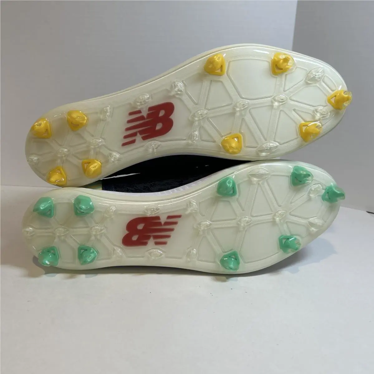 New Balance shoes - Multicolor 9