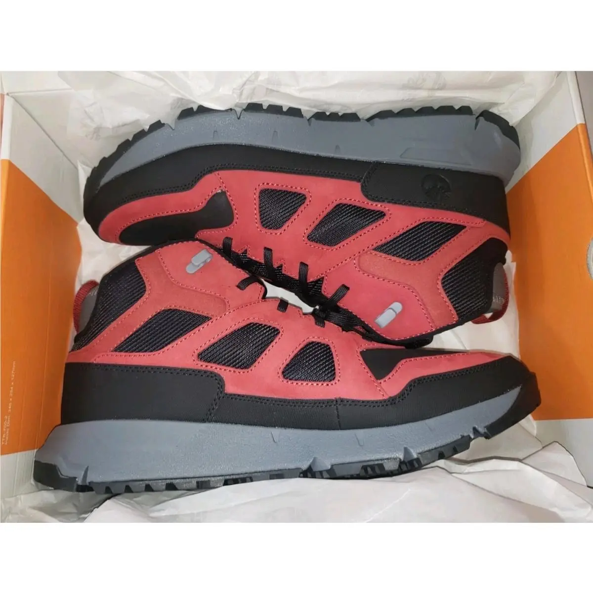 Timberland shoes - VOYAGER VALLEY - VOYAGER VALLEY - TB 0A6F5J EKW - Red 35