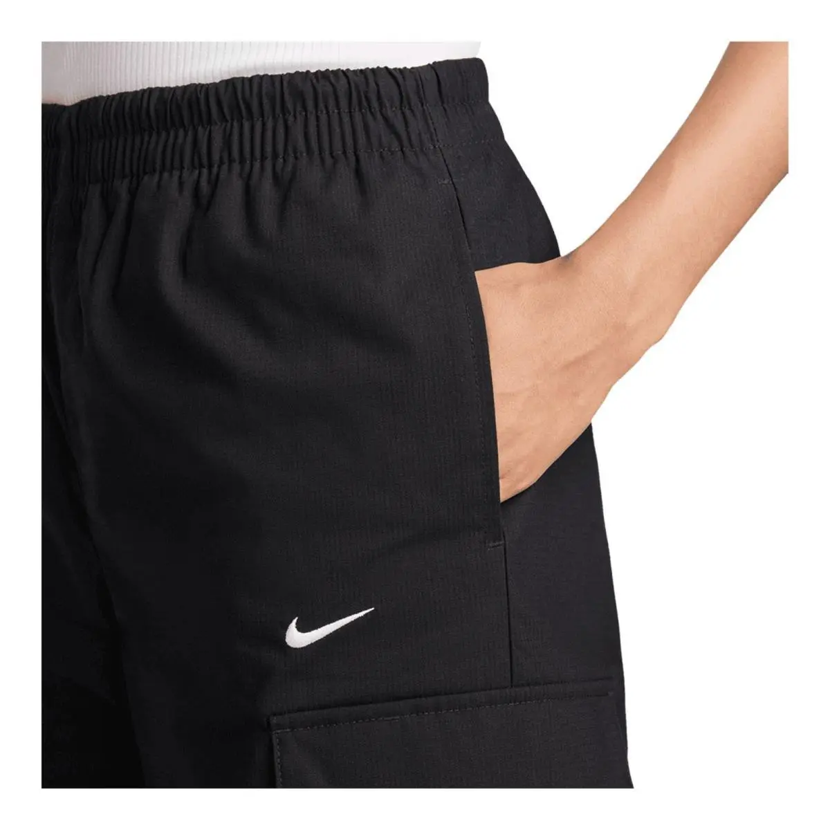 Nike clothing - Black (UPC: 197596716221) 2