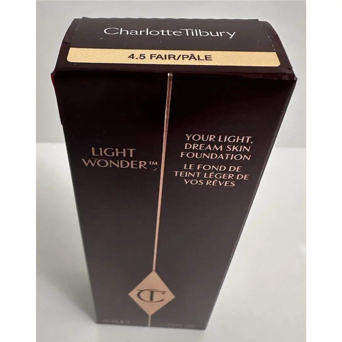 Charlotte Tilbury Light Wonder Dream Skin Foundation 4.5 Fair