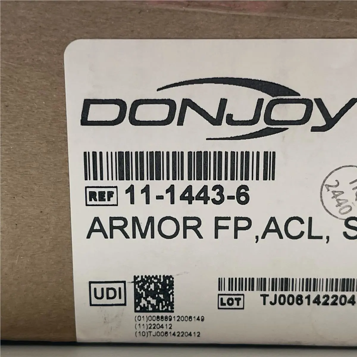 DonJoy  - DonJoy 11-1443-6 Armor - Armor - 11-1443-6 - Black 1