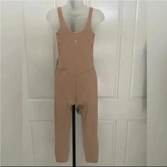 Lululemon clothing - Nude 2
