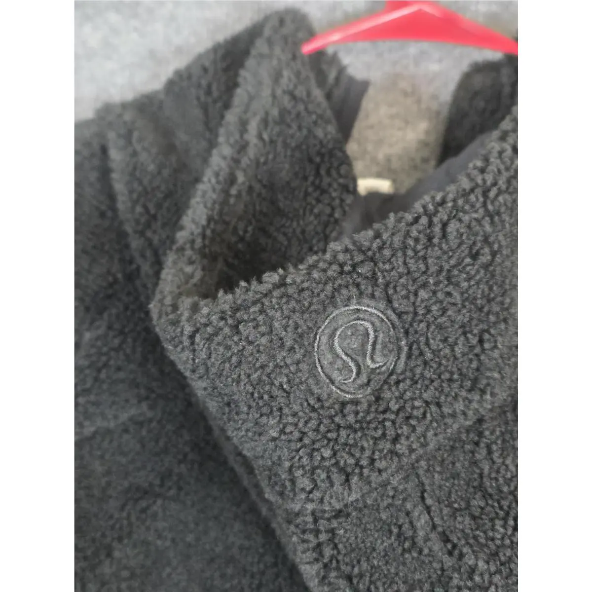 Lululemon clothing - Black 4