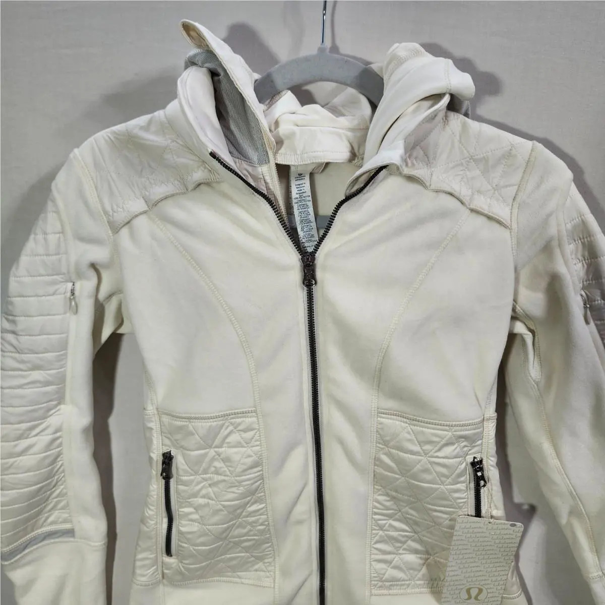 Lululemon clothing - White 0