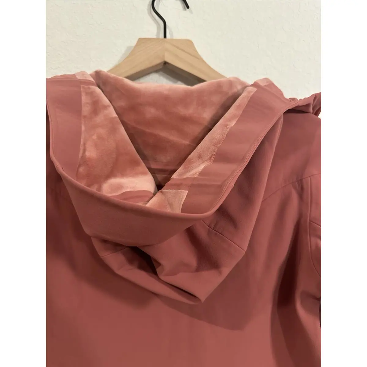 Lululemon clothing - Pink 10