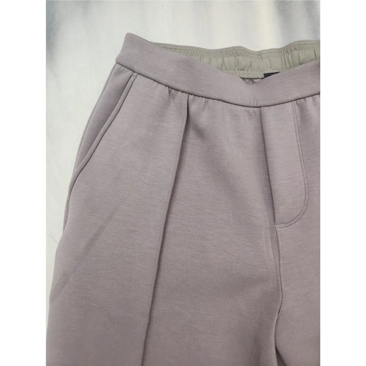 Lululemon clothing - Warm Ash Gray 1