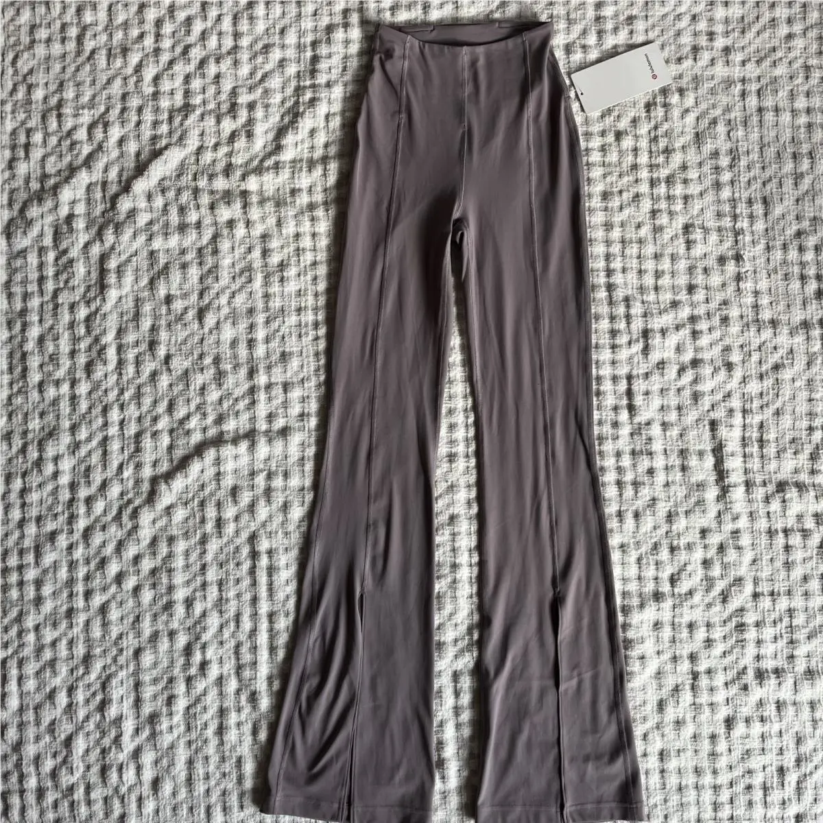 Lululemon clothing - Mauve 0