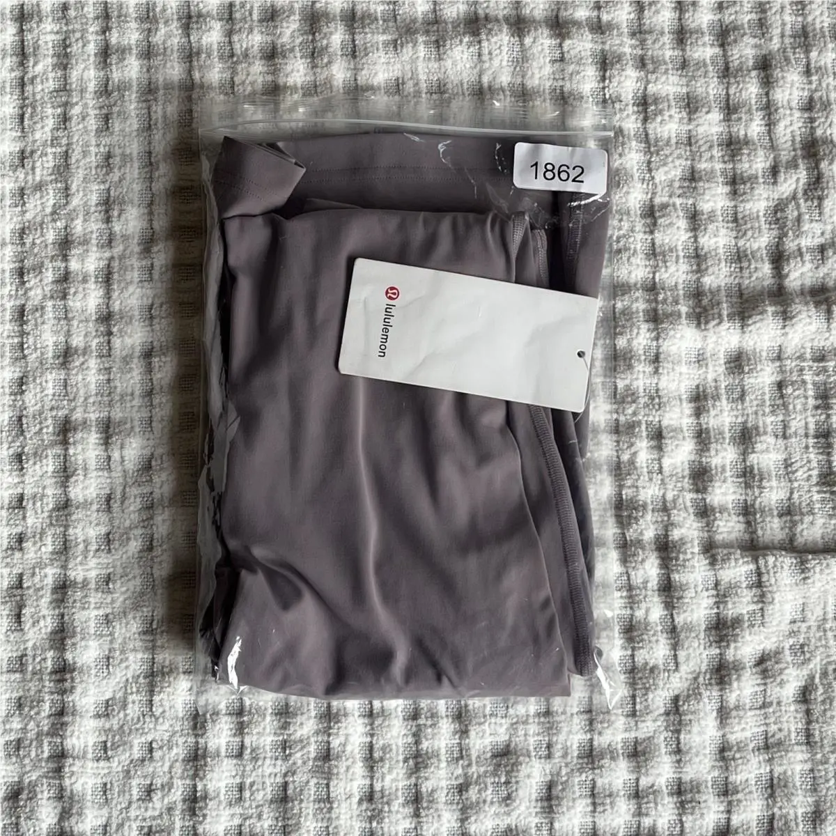 Lululemon clothing - Mauve 7