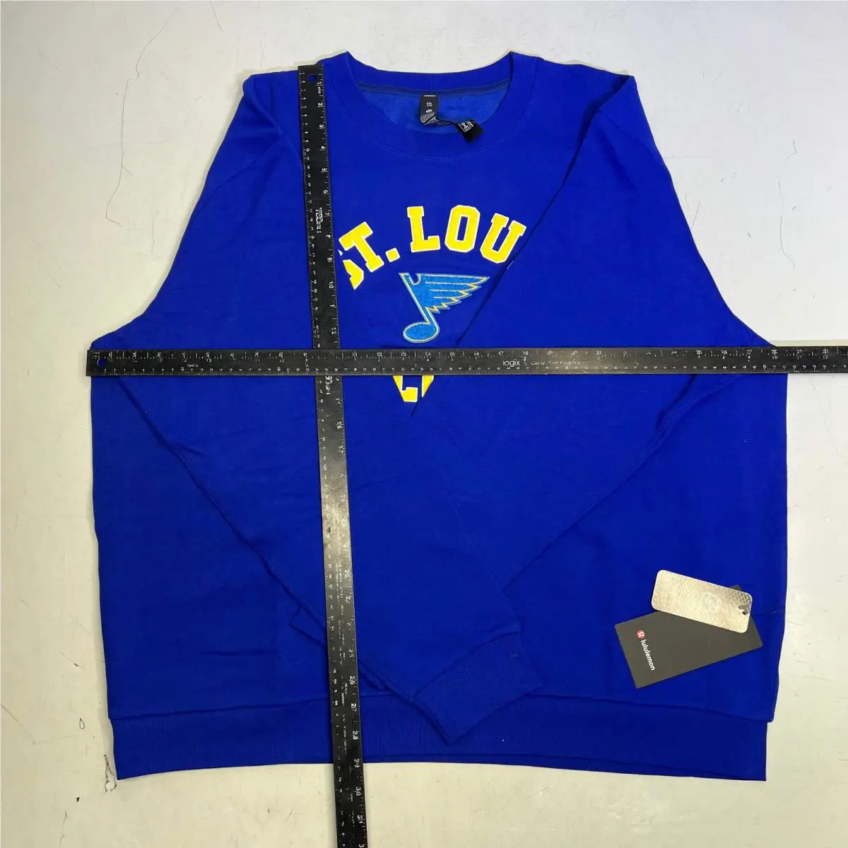 Lululemon clothing - Cobalt Blue, Frame: Cobalt Blue, Exterior: Cobalt Blue 8