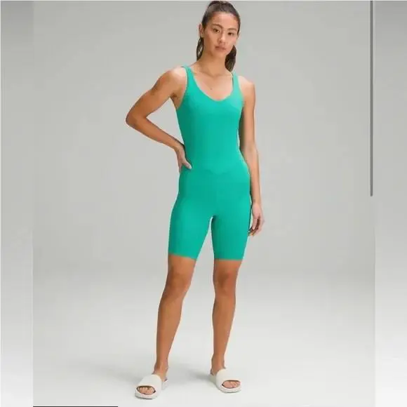 Lululemon clothing - Green 1