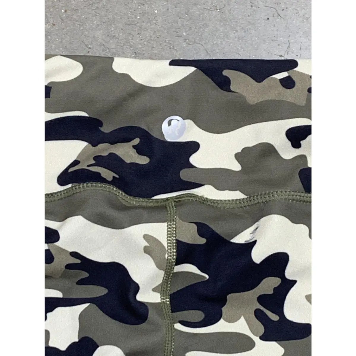 Lululemon clothing - Multicolor 0