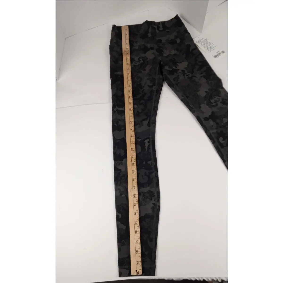 Lululemon clothing - LW5DJAS / 24-4 - LW5DJAS 24-4 - Black 4