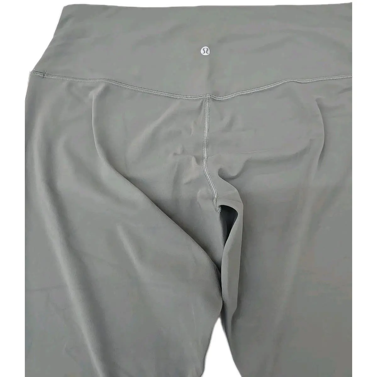 Lululemon clothing - sage 5