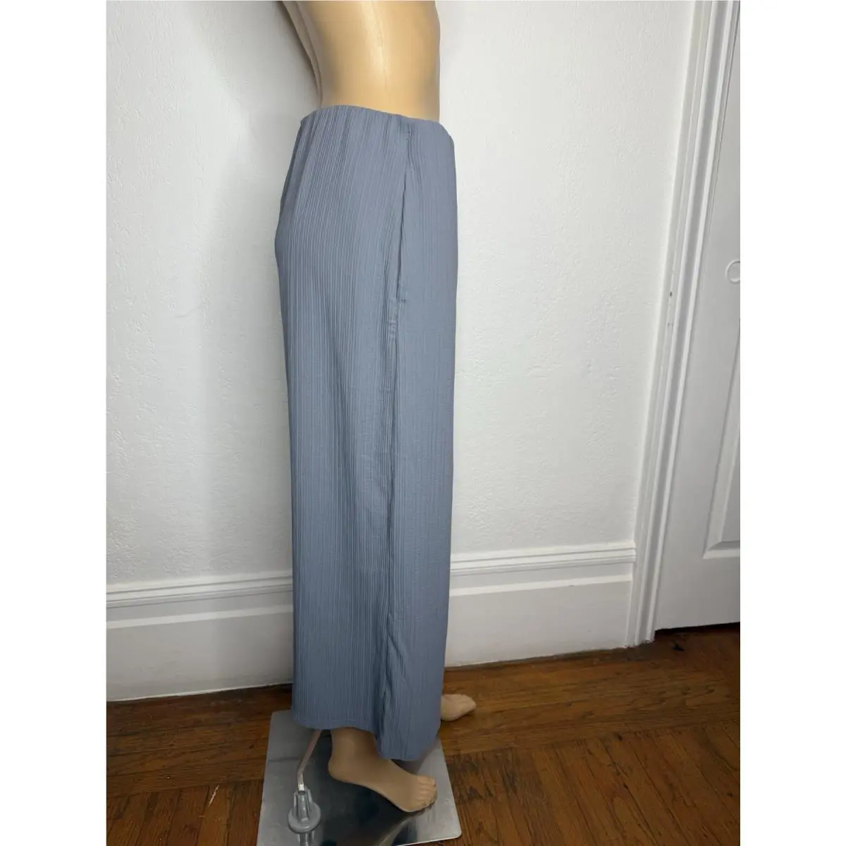 Lululemon clothing - Gray 2