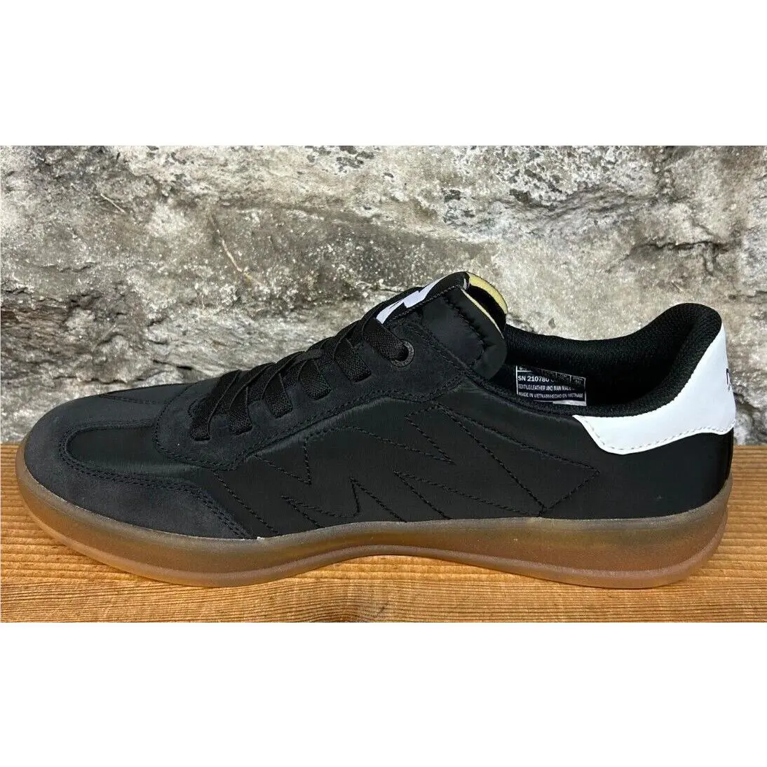 Skechers shoes - New Wave Cup- Rally - New Wave Rally - 210780 - Black 0