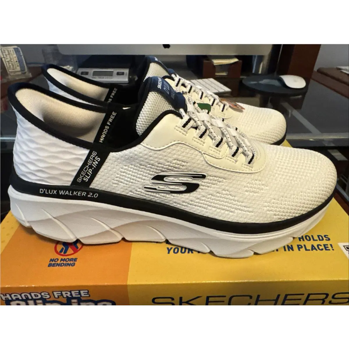 Skechers shoes - Skechers D`Lux Walker 2.0 - Walker - 232446/WBK - White/Black 9