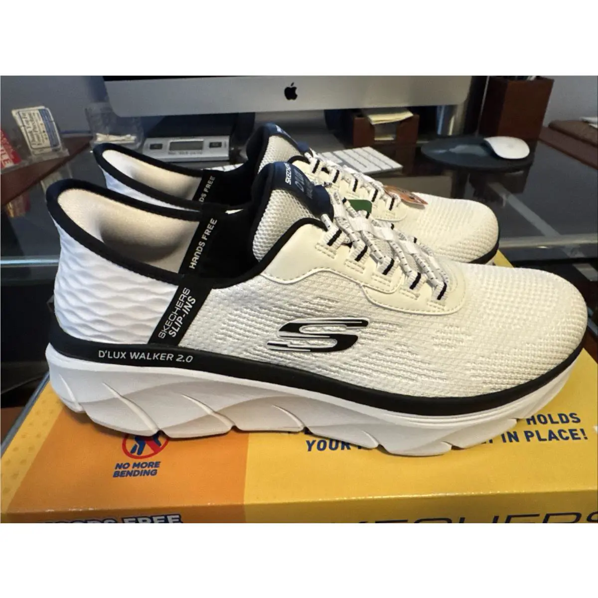 Skechers shoes - Skechers D`Lux Walker 2.0 - Walker - 232446/WBK - White/Black 1