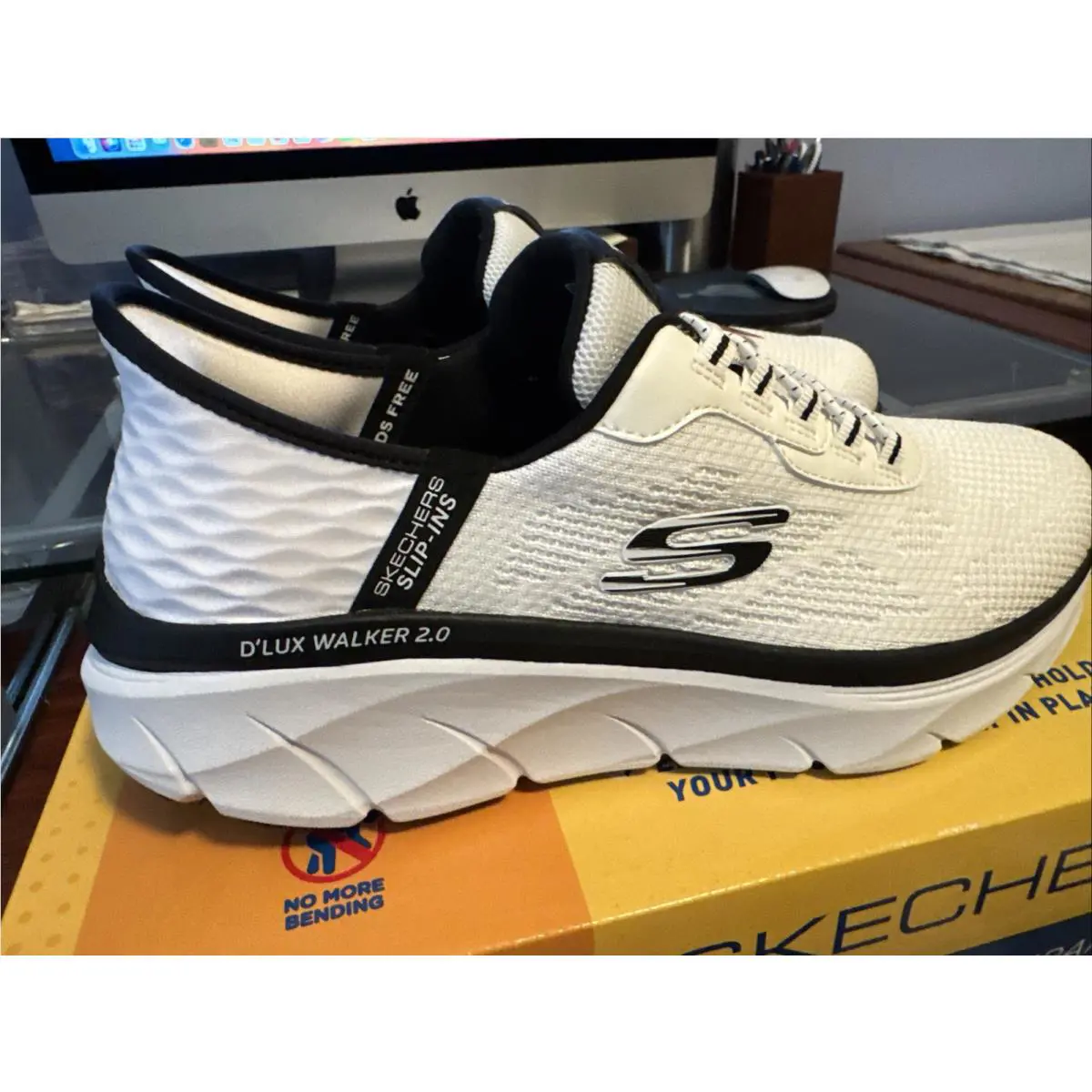 Skechers shoes - Skechers D`Lux Walker 2.0 - Walker - 232446/WBK - White/Black 2