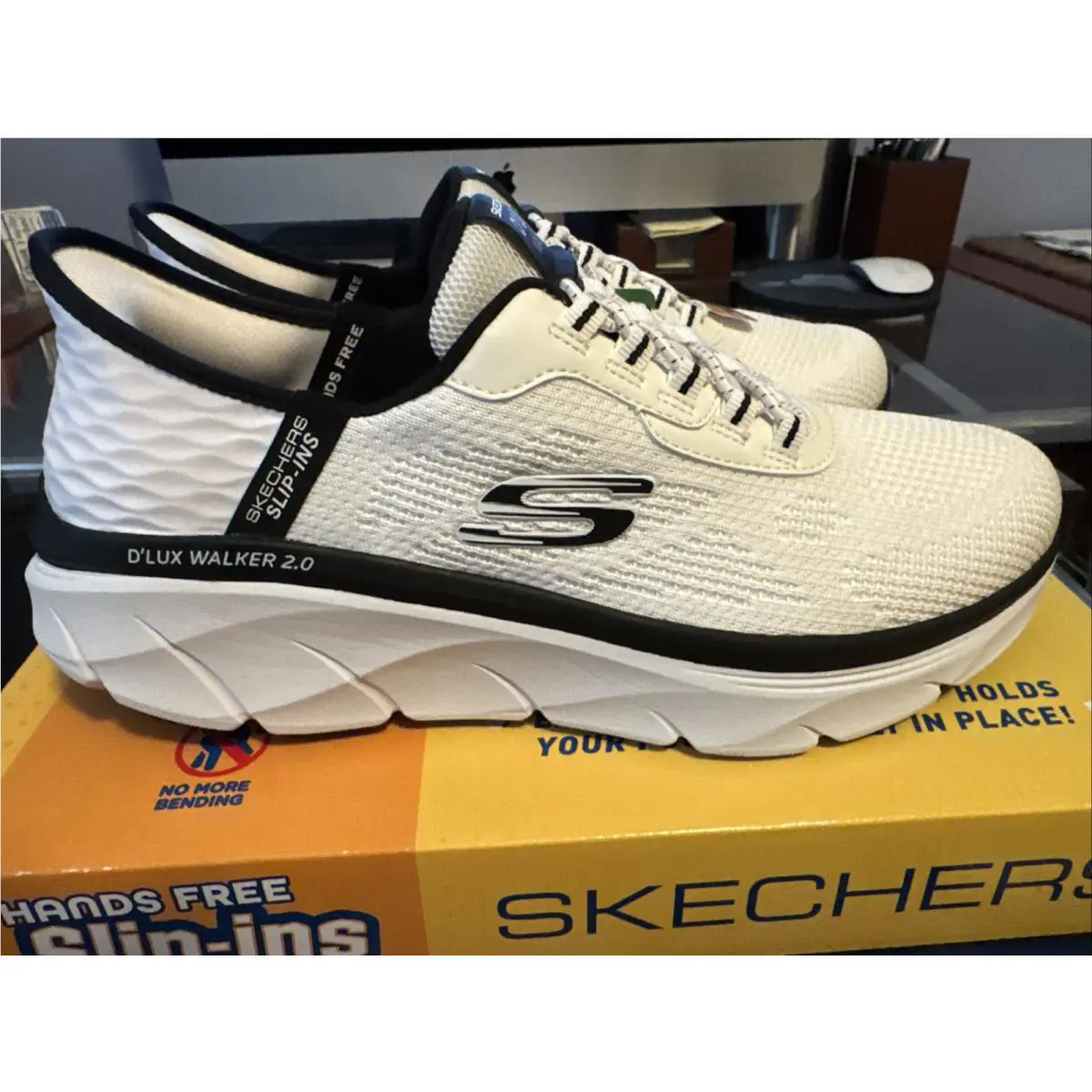 Skechers shoes - Skechers D`Lux Walker 2.0 - Walker - 232446/WBK - White/Black 5