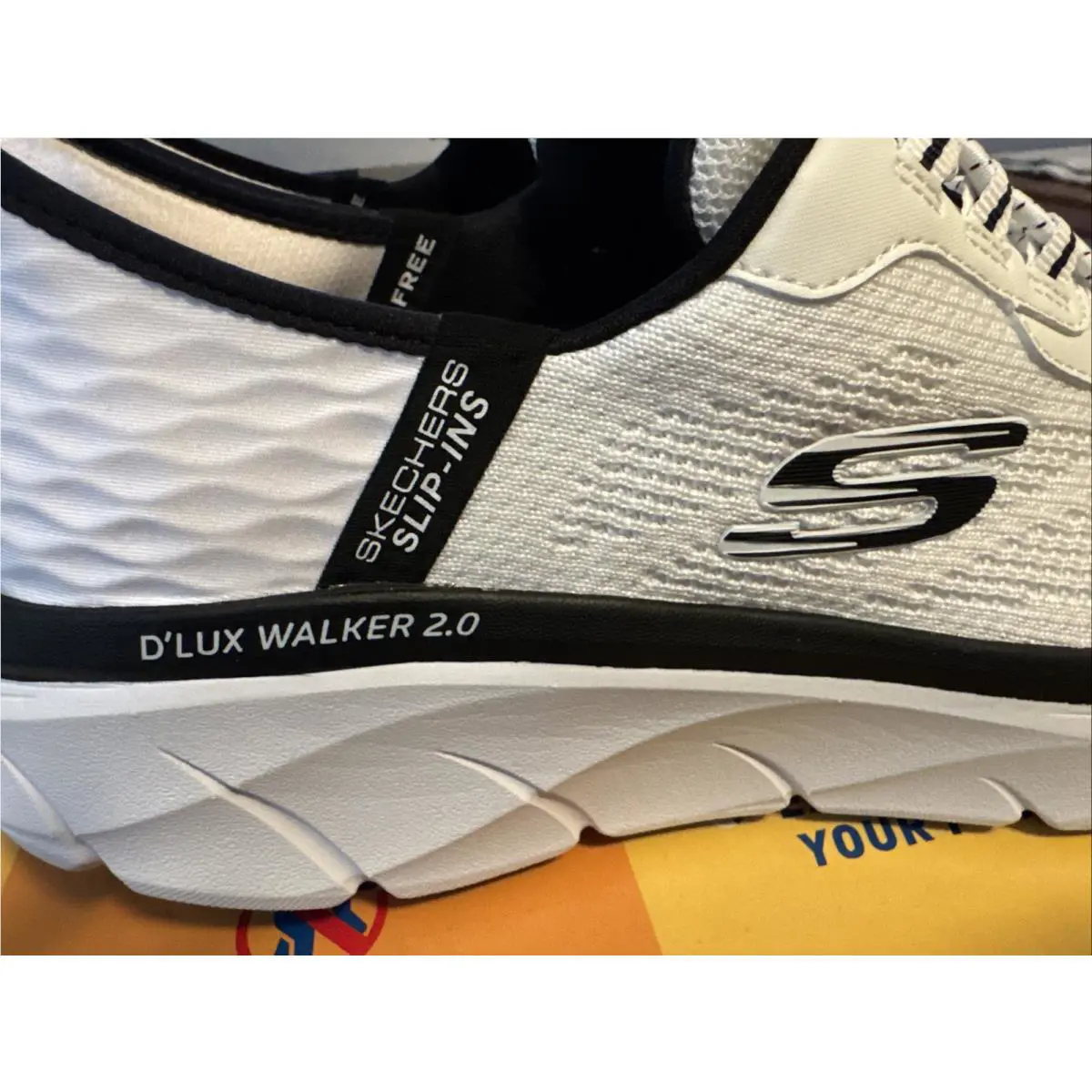 Skechers shoes - Skechers D`Lux Walker 2.0 - Walker - 232446/WBK - White/Black 24