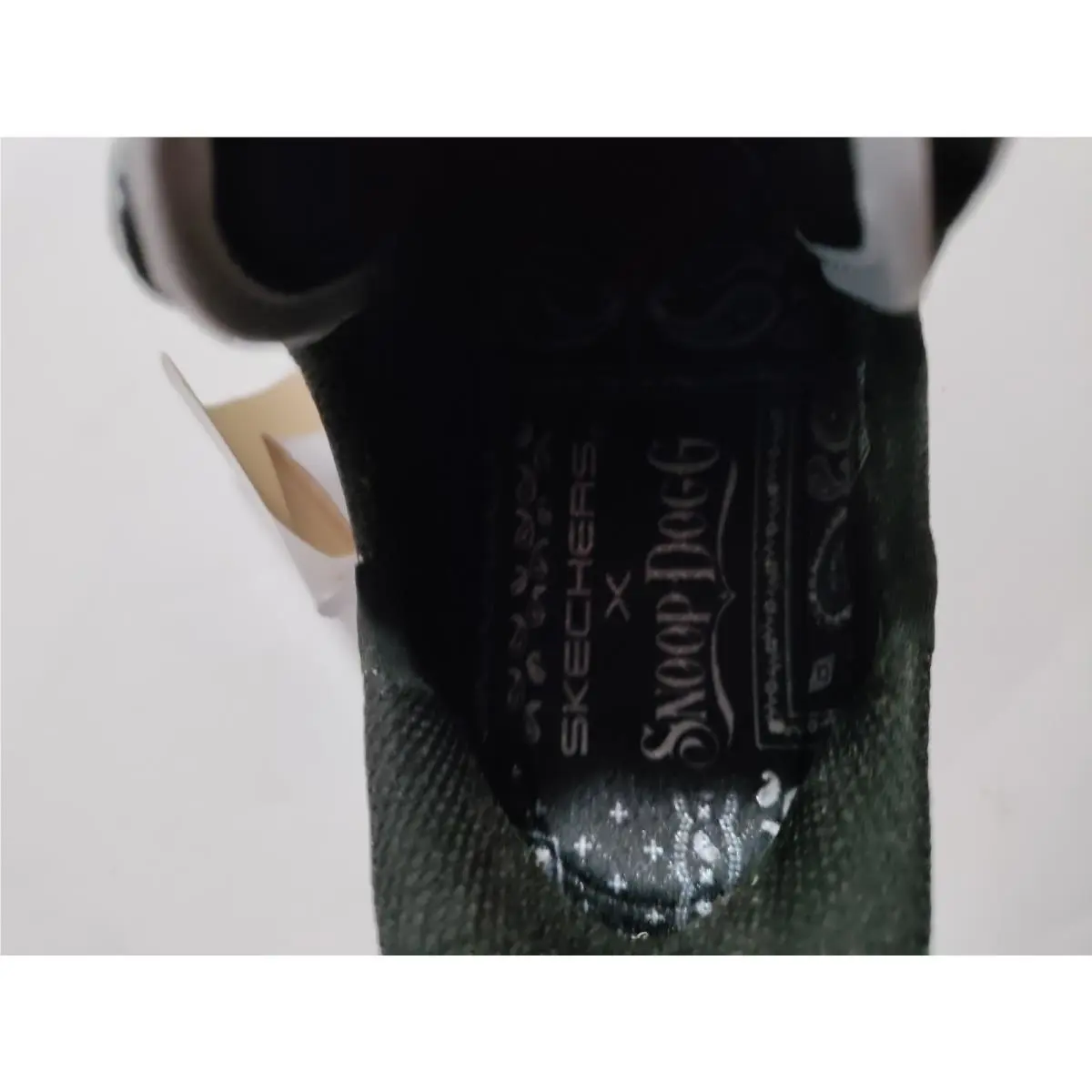 Skechers shoes - Skechers Snoop Dogg Slip-Ins - Snoop Dogg - Silver (UPC: 198376229641) 11
