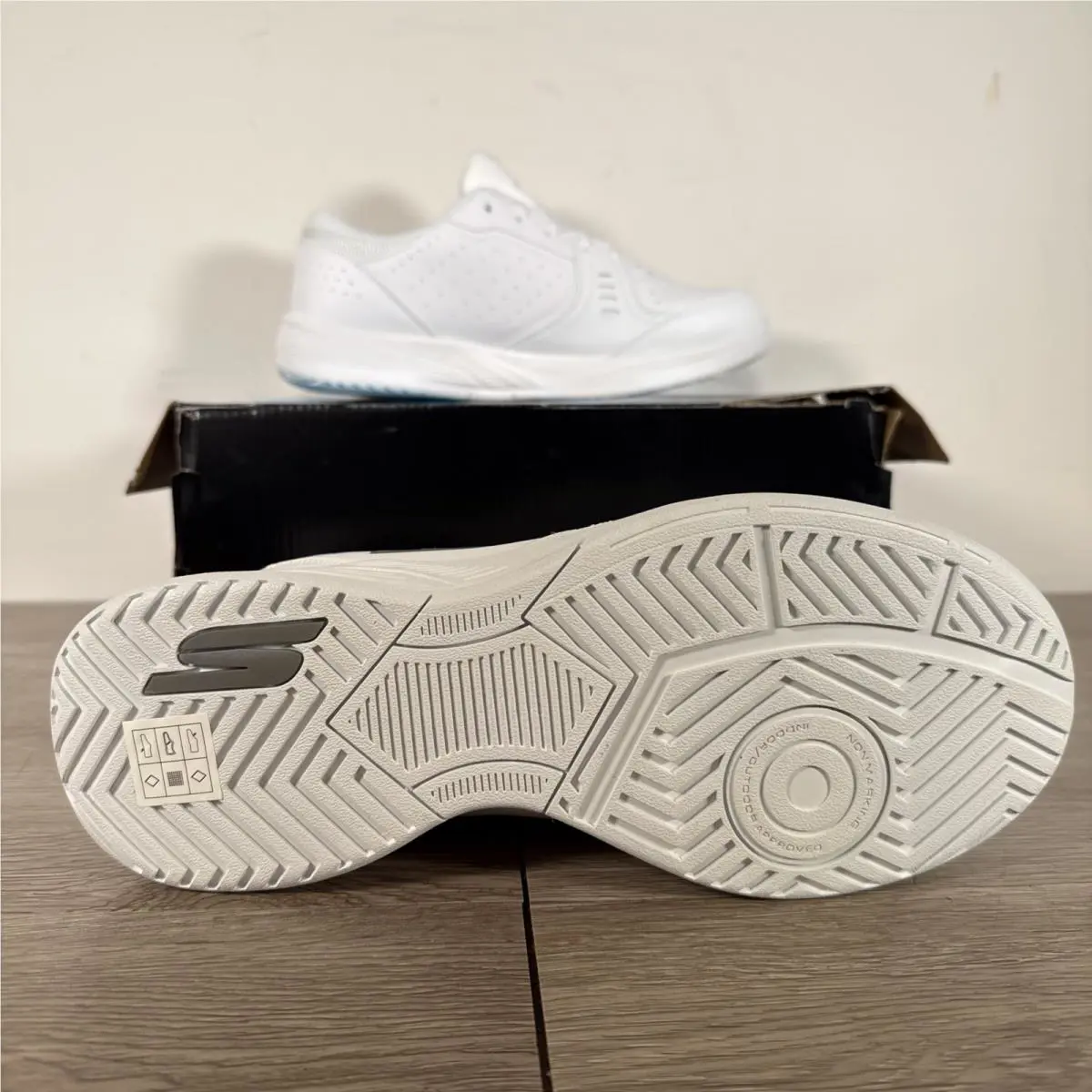Skechers shoes - White (UPC: 0196989640570) 5