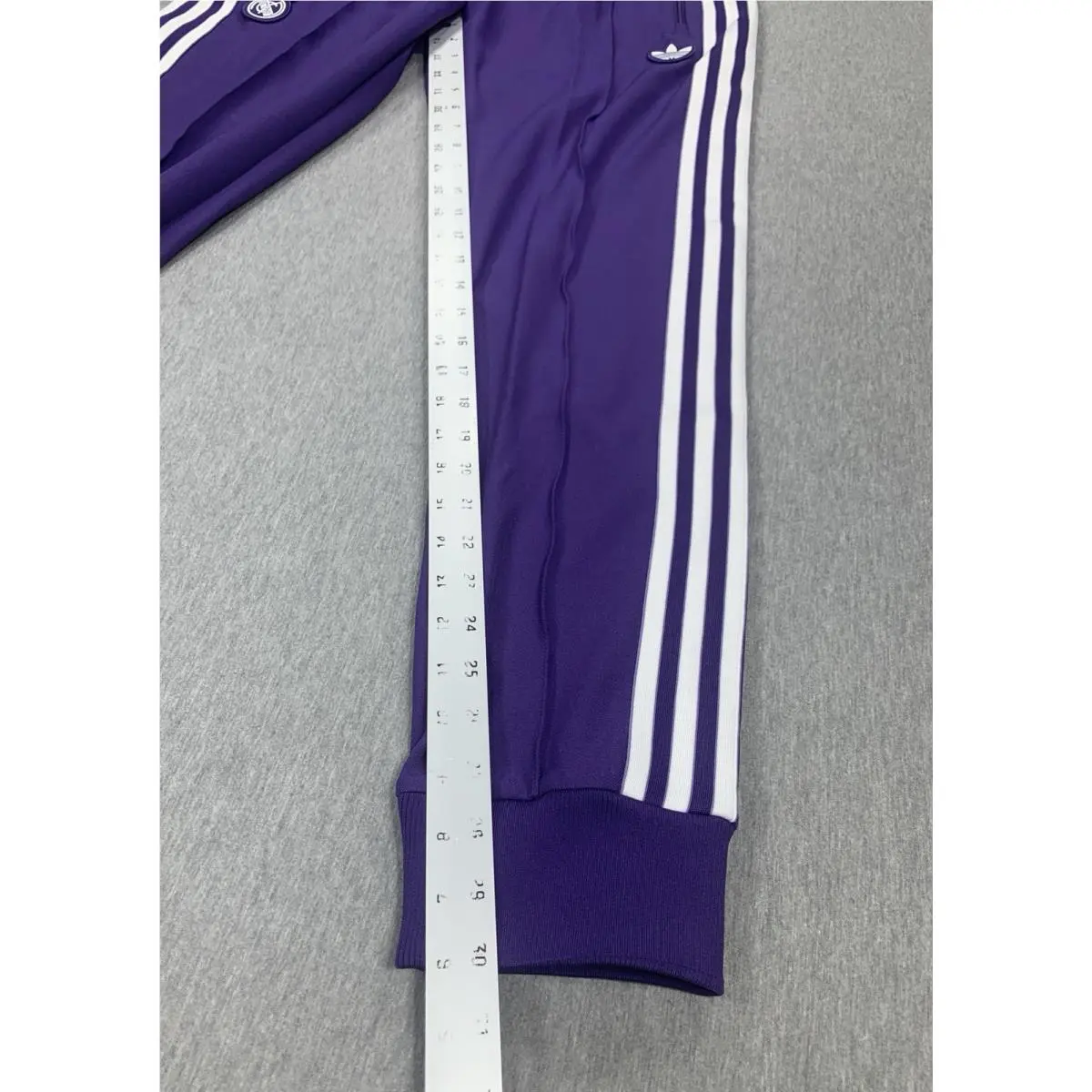 Adidas clothing - IY0058 - IY0058 - Ivory 17