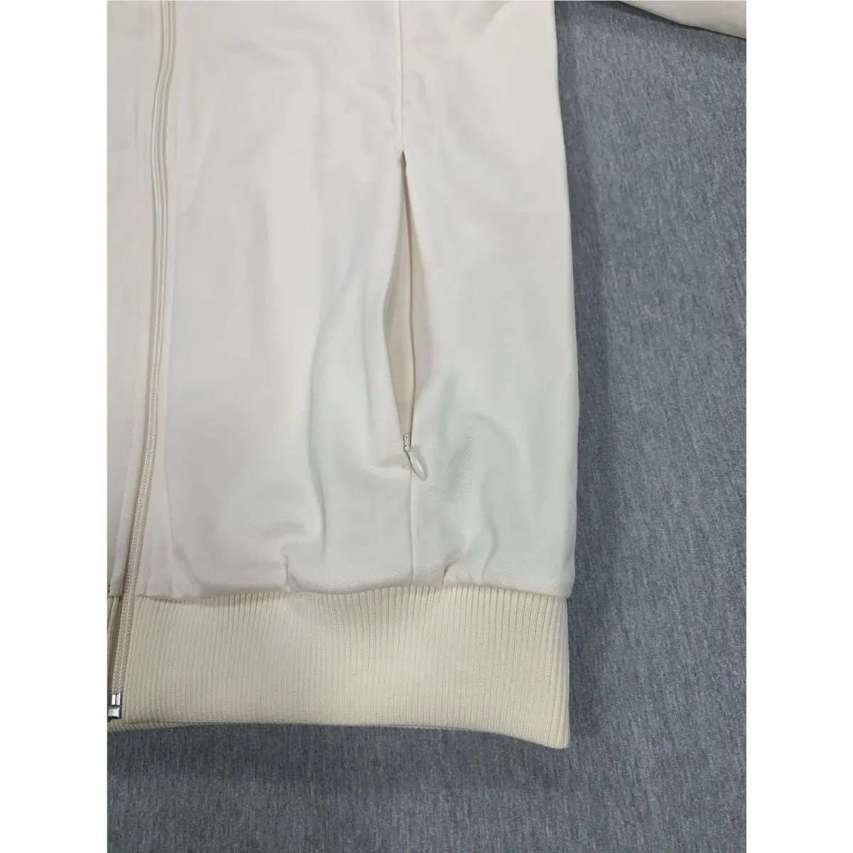 Adidas clothing - IY0058 - IY0058 - Ivory 4