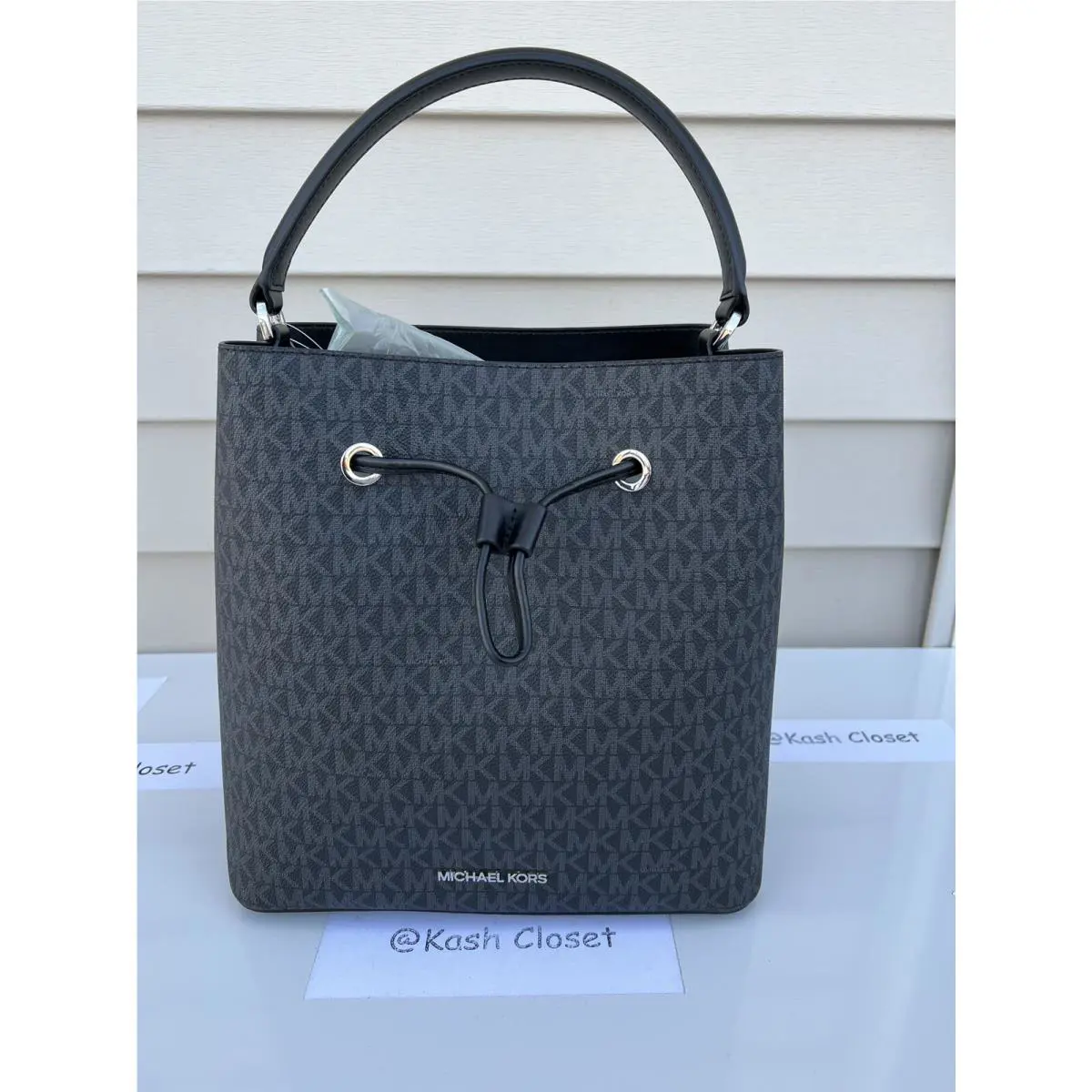 Michael Kors Bucket Bag Crossbody Suri Large Handbag MK Signature Black