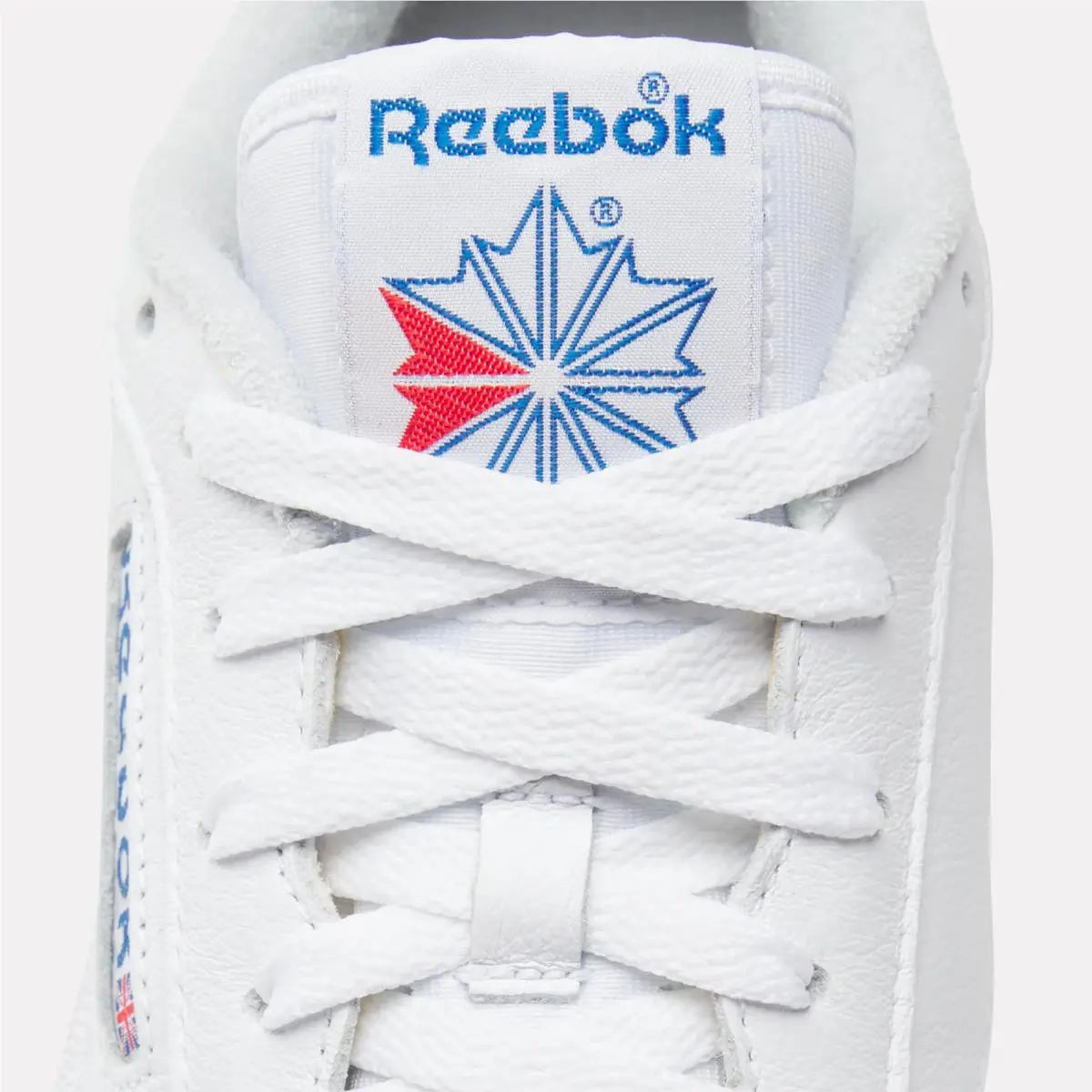 Reebok shoes - FTWRWHITE/BLUE/GUM 4