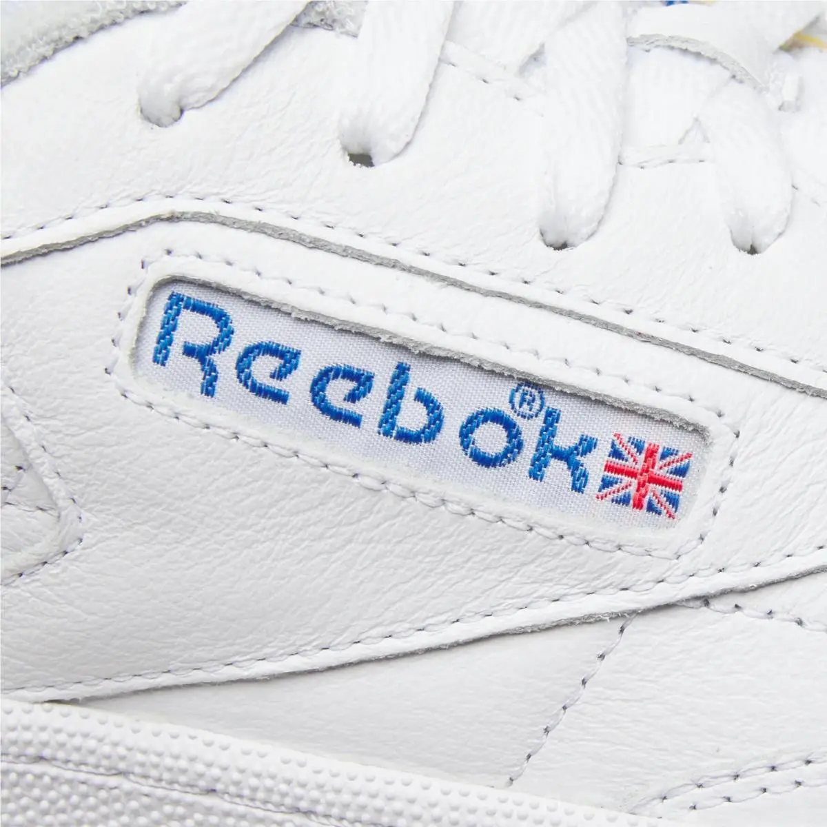 Reebok shoes - FTWRWHITE/BLUE/GUM 16
