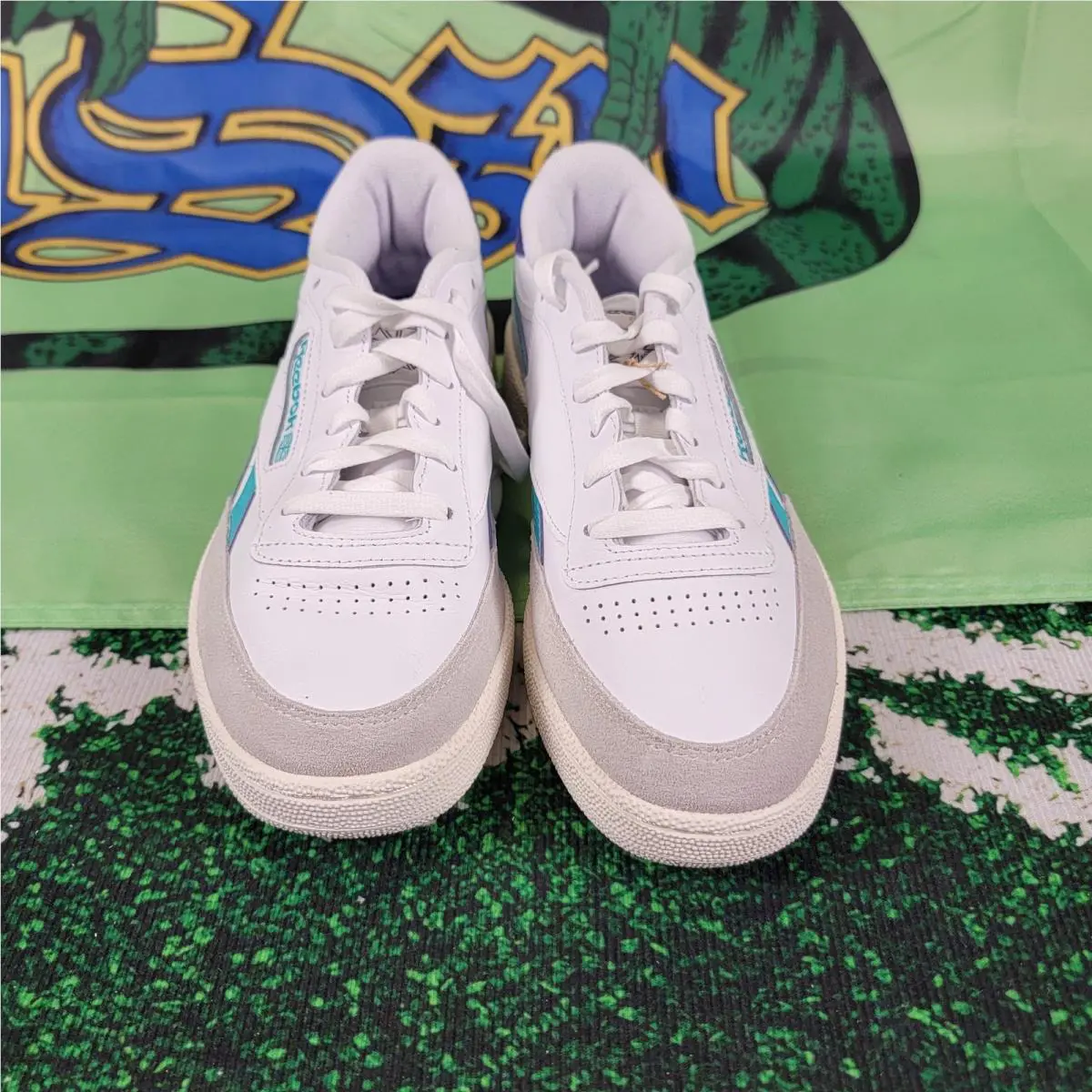 Reebok shoes - White 2