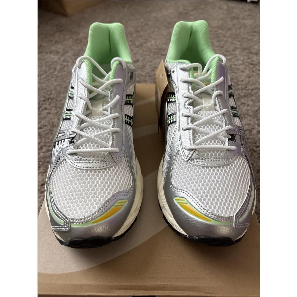 Asics Gel Kayano 12.1 White Menthol Silver 1203A827-100 Sneaker Men Size 12