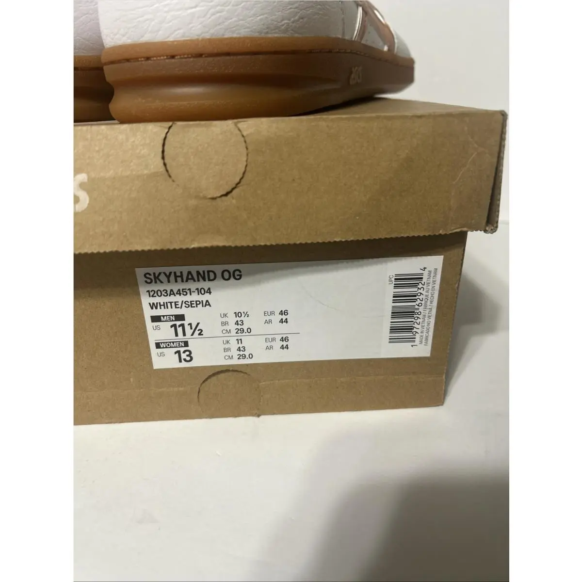 Asics shoes - ASICS Skyhand - Skyhand - 1203A451-104 - White 4