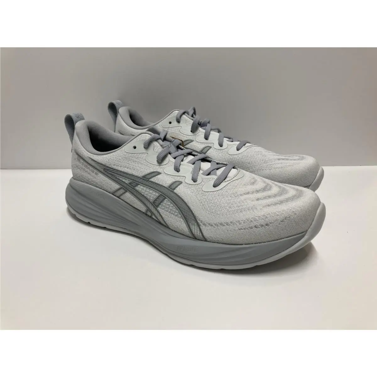 Asics Gel-cumulus 27 Men’s Size 9.5 Running Sneaker Glacier Grey/mid Grey