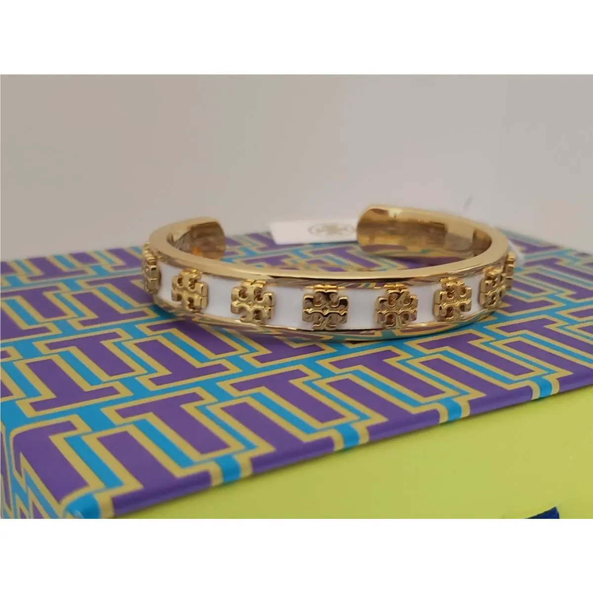 Tory Burch Icon Cuff Bracelet White Enamel Raised Logo Open Style Bangle 19cm