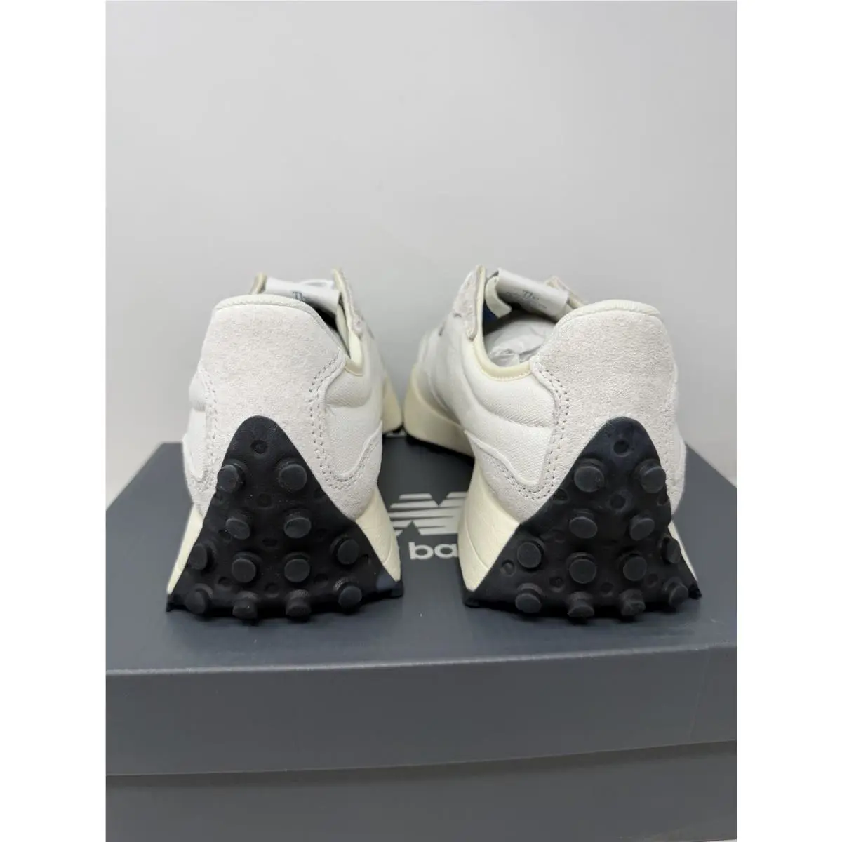 New Balance shoes - New Balance 327 - WS327JB - Ivory 0