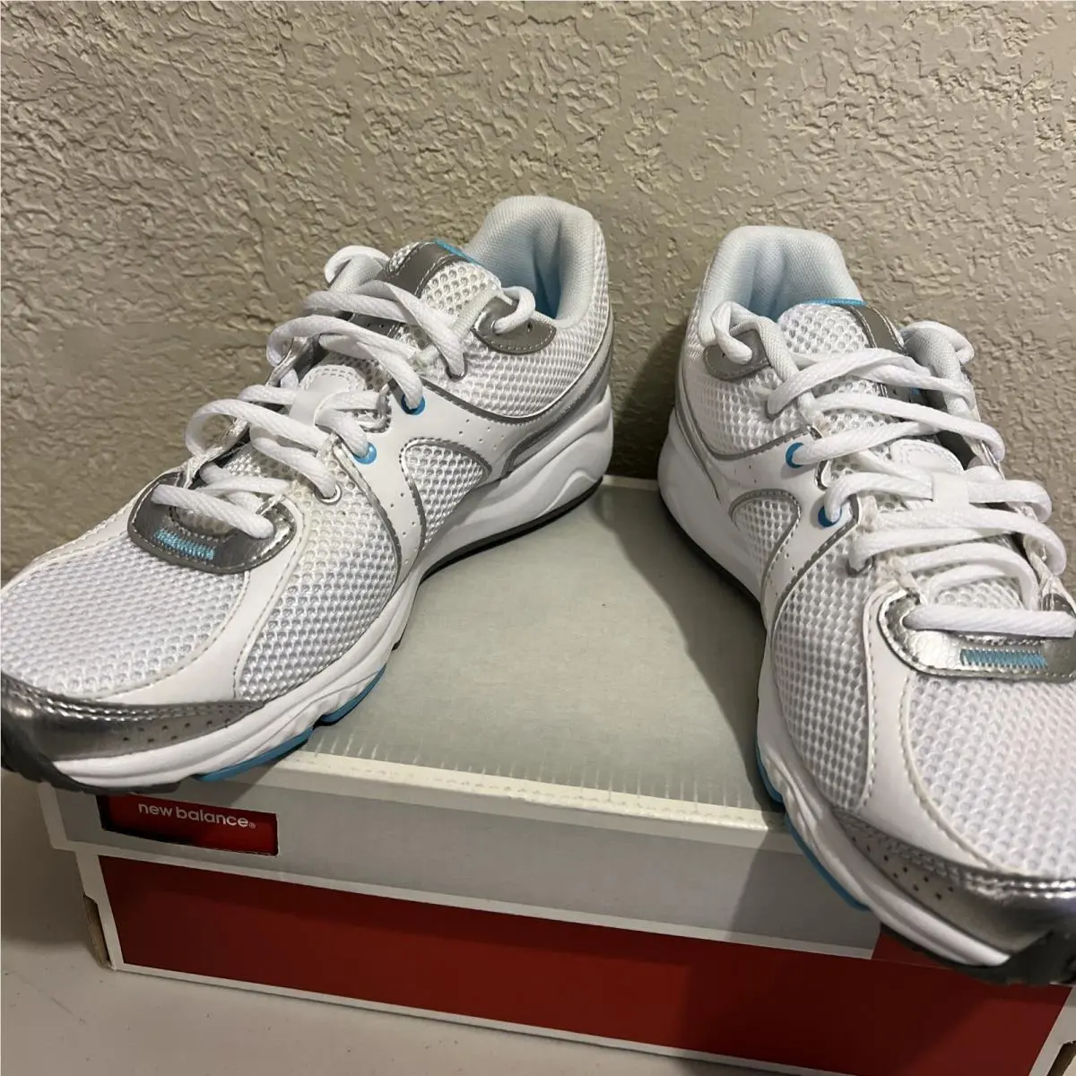 New Balance shoes - Walking - Walking - WW665WB - White (UPC: 0602850351389) 1