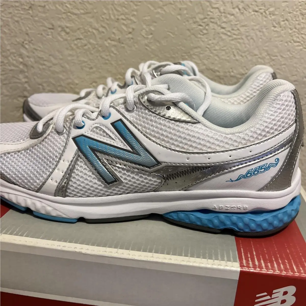 New Balance shoes - Walking - Walking - WW665WB - White (UPC: 0602850351389) 2